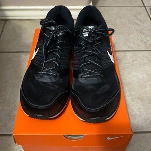 Nike Men’s Athletic Shoes Size 10